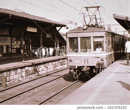 1976 Type 230 Keikyu Airport Line Anamori Inari Station Ota Ward Tokyo Documentary photo 1976 Type 230 Keikyu Airport Line Anamori Inari Station Ota Ward Tokyo Documentary photo 102359282