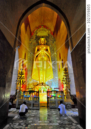Myanmar Bagan Ruins Ananda Temple Myanmar Bagan Ruins Ananda Temple 102359805
