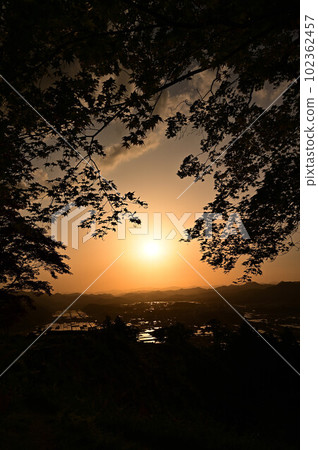 八神城的日落 八神城的日落 102362457