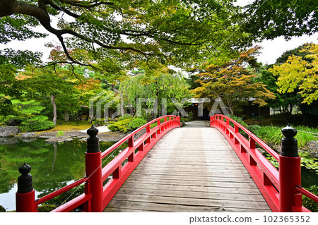 Japanese garden of Yushien Japanese garden of Yushien 102365352