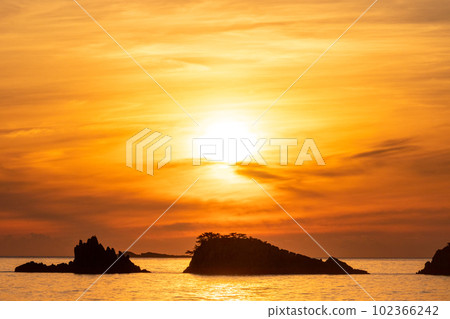 Kushimoto's sunrise 102366242