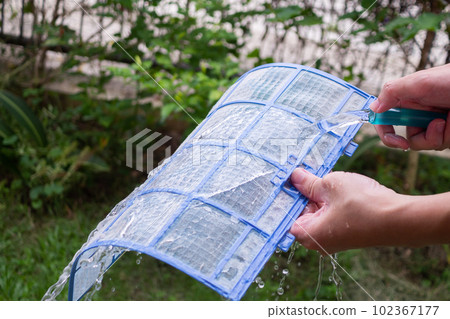 cleaning air conditioner dirty filter cleaning air conditioner dirty filter 102367177