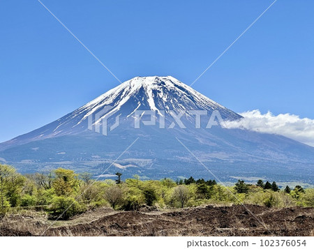 從國道看到的富士山 從國道看到的富士山 102376054