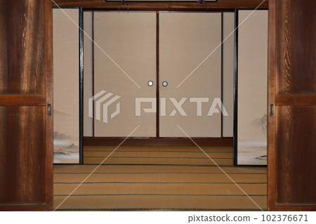 old house room with depth old house room with depth 102376671