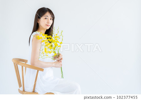 年輕女性的美麗 年輕女性的美麗 102377455