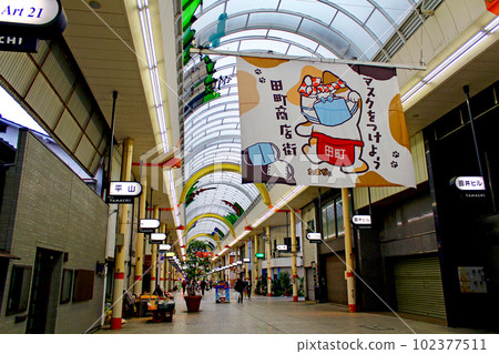 [Kagawa] Takamatsu in early summer, Tamachi shopping street during the corona crisis 102377511