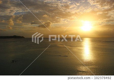 Tropical sunset Sunset, Tumon Bay Guam Tropical sunset Sunset, Tumon Bay Guam 102378492
