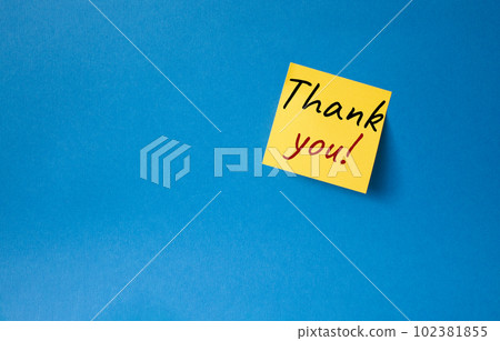 Start now symbol. Orange steaky note with words Start now. Beautiful blue background. Business and Start now concept. Copy space. 102381855