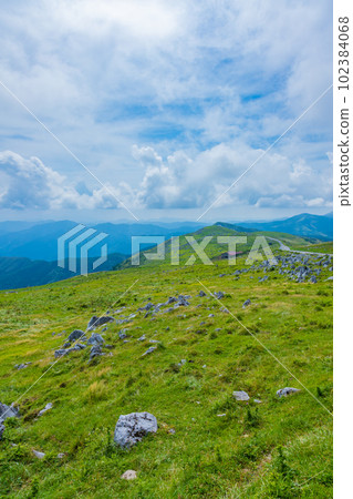 The vast Shikoku karst plateau 102384068