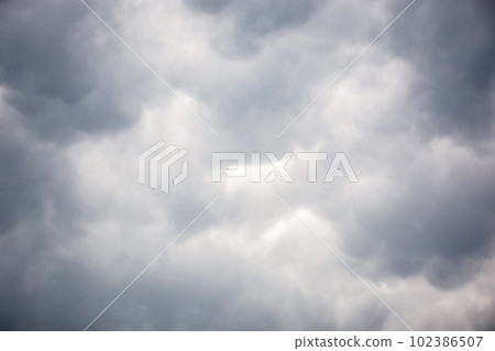 gray overcast sky with clouds. rainy weather forecast gray overcast sky with clouds. rainy weather forecast 102386507