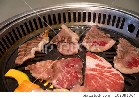 烤肉 烤肉 102391364
