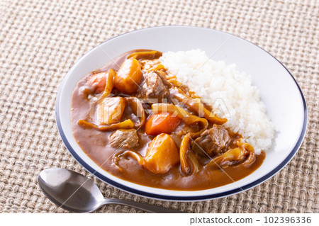 吃咖哩牛肉 102396336
