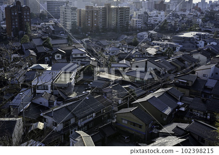 View of Kanazawa cityscape 102398215