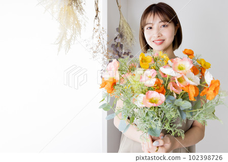 一束的女人 102398726