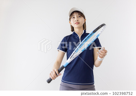 tennis woman 102398752