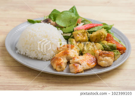 chicken and vegetable lunch chicken and vegetable lunch 102399103