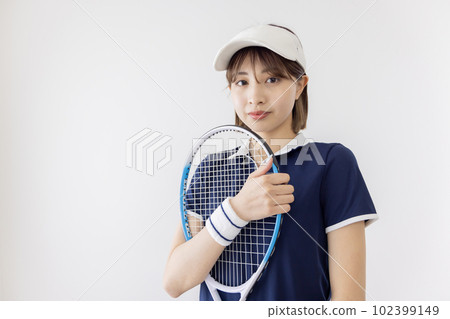 Tennis woman image 102399149