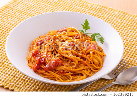 Pasta to Arrabiata Pasta to Arrabiata 102399215