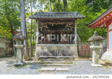 Hachimangu Shrine/Kasuga Daimyojin Shrine at the end of Nagaoka Tenmangu Shrine precincts 102399380