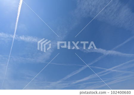 帶有浮雲的塗鴉 102400680