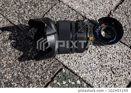 掉在路上壞了的標準變焦鏡頭 掉在路上壞了的標準變焦鏡頭 102403149