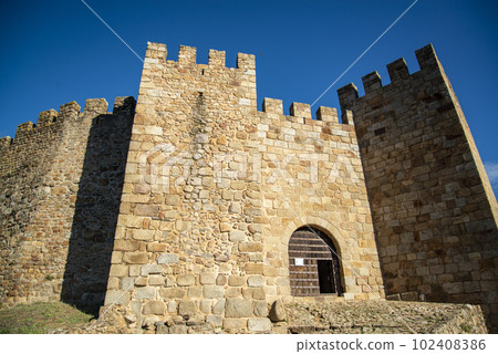 PORTUGAL ALENTEJO BELVER 102408386