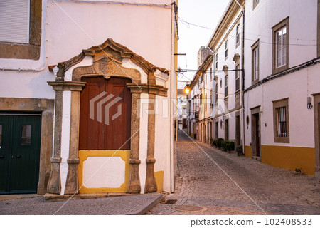 PORTUGAL ALENTEJO CASTELO DE VIDE 102408533