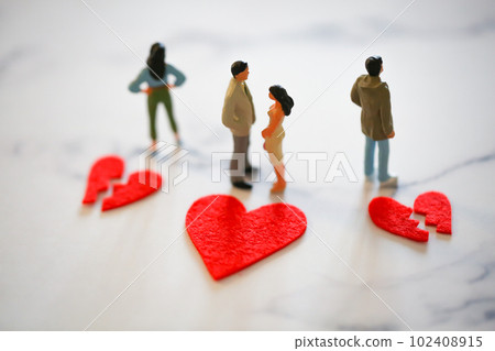 男女外遇出軌愛情形象 男女外遇出軌愛情形象 102408915