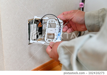 Internet, optical line (optical fiber) construction contractor Residential equipment construction Internet, optical line (optical fiber) construction contractor Residential equipment construction 102410273