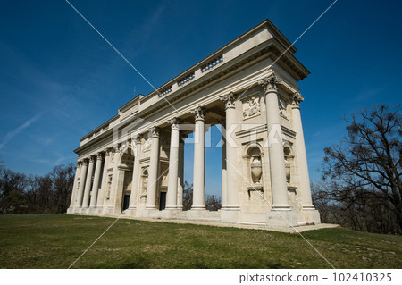The colonnade on Rajstna is a romantic classicist gloriet near Valtice town, Czech Republic 102410325