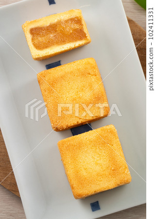Pineapple Cake Dessert Pineapple Pastry Mid-Autumn Festival pineapple cake pastry パイナップルケーキ 102411331