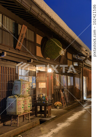 Gifu _ Merchant houses on Hida-Takayama Sanmachisuji and a superb view of the snowy landscape Gifu _ Merchant houses on Hida-Takayama Sanmachisuji and a superb view of the snowy landscape 102421586
