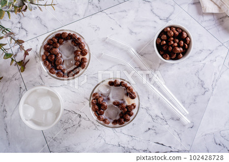 Bubble milk tea with ice in glasses on the table top view Bubble milk tea with ice in glasses on the table top view 102428728