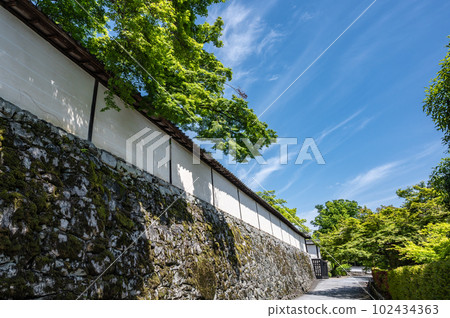 Scenery of Sakamoto, Otsu City White wall of Shigain Monzeki 102434363