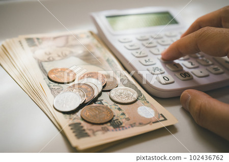 錢和計算器 102436762