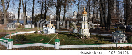 Kyiv, Ukraine November 11, 2021: territory of Kiev - Pechersk Lavra in Kyiv - miniature museum in Kyiv Kyiv, Ukraine November 11, 2021: territory of Kiev - Pechersk Lavra in Kyiv - miniature museum in Kyiv 102439108