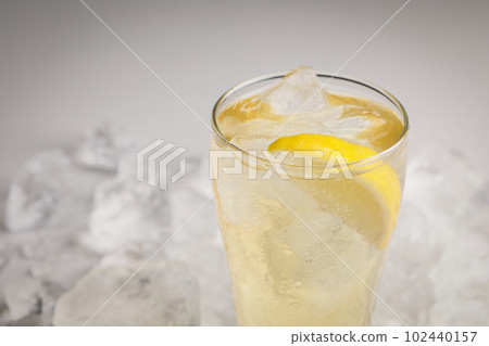 Highball Rock Ice Cream Lemon 102440157