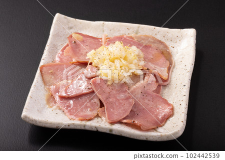 蔥鹽豬舌 102442539