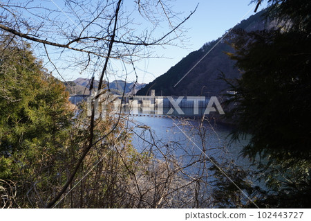 Ashikaga City, Tochigi Prefecture View of the dam from the shore of Matsudagawa Dam February 5, 2023 102443727