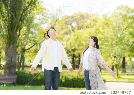 happy couple portrait 102449797