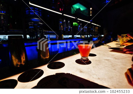Cocktails to drink at the bar Cocktails to drink at the bar 102455233