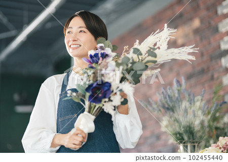 花店女店員 102455440