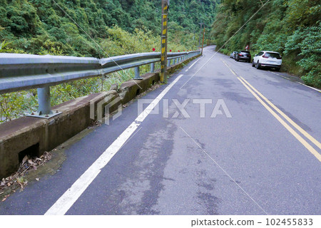 mountain road 102455833