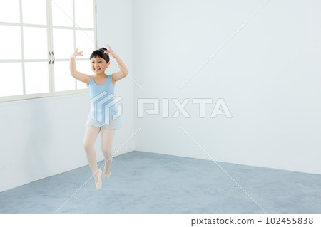 兒童芭蕾課 兒童芭蕾課 102455838