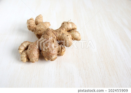 Krachaidam on a white wooden table Krachaidam on a white wooden table 102455909
