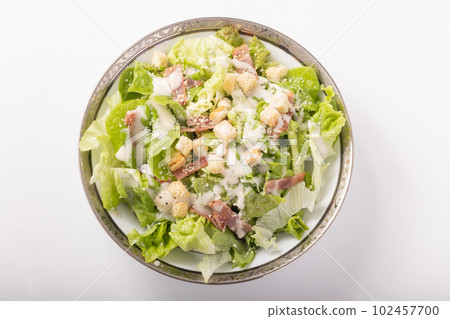 Caesar salad  102457700