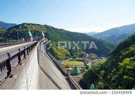 福岡縣笹栗町童話水壩鳴淵水壩 102458409