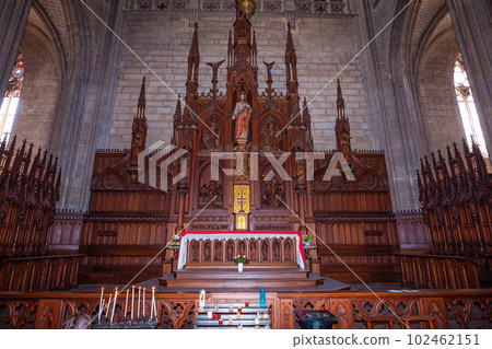 Cathedral of the holy cross, Orleans, France, interiors Cathedral of the holy cross, Orleans, France, interiors 102462151