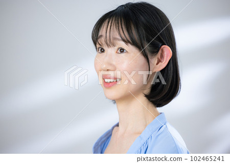 Female middle beauty Female middle beauty 102465241