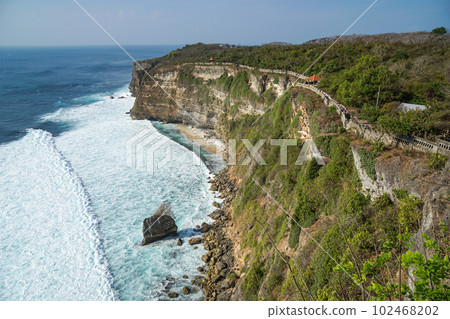 The cliffs of Uluwatu Temple, where the spirit of the sea is enshrined The cliffs of Uluwatu Temple, where the spirit of the sea is enshrined 102468202